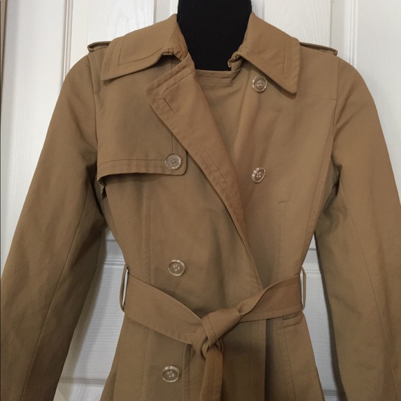 Tan trench coat - Picture 4 of 5